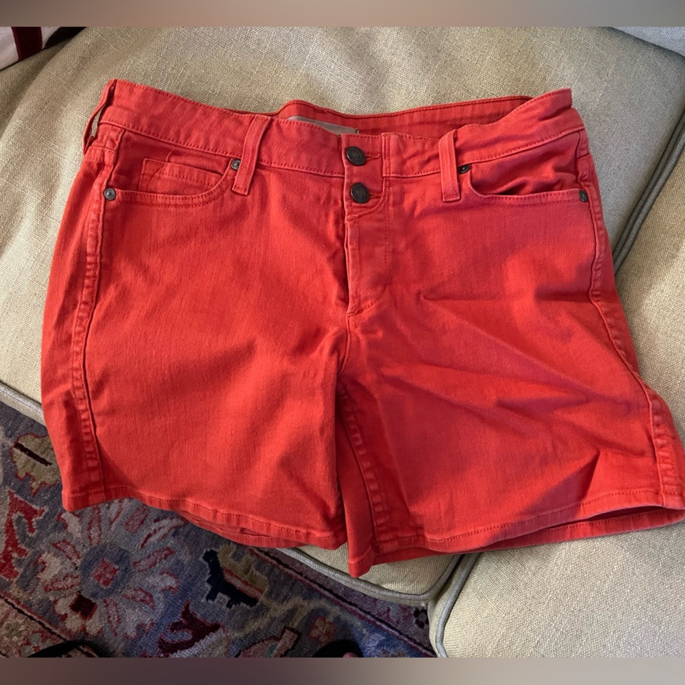 Vince orange denim button fly shorts. EUC. Size 28.
